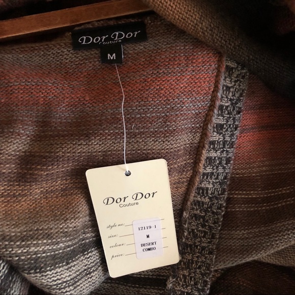 {Dor Dor Couture} Pullover Sweater/Wrap - Picture 6 of 6